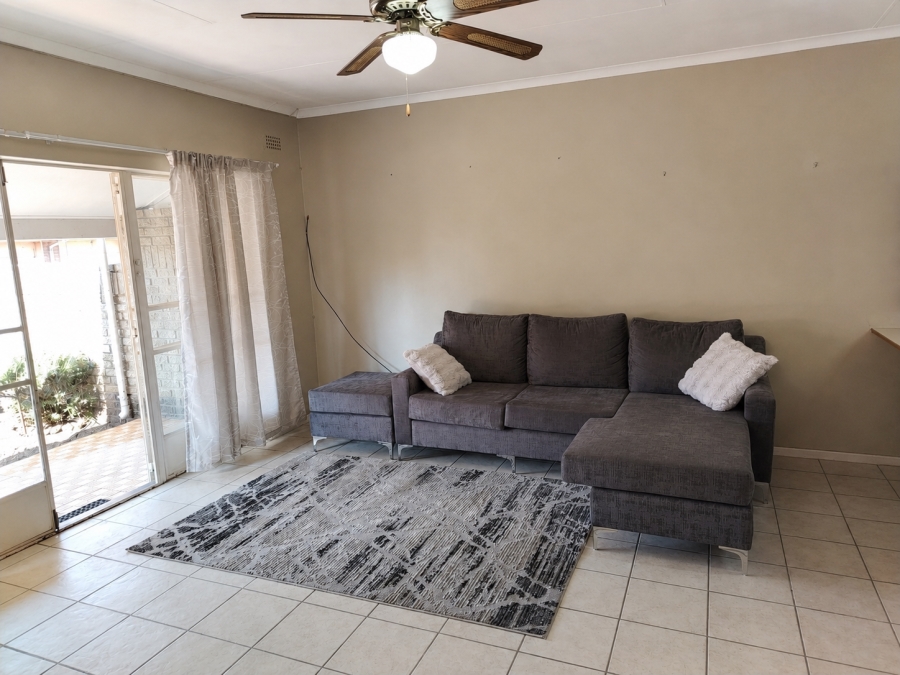 2 Bedroom Property for Sale in Rustenburg Central North West